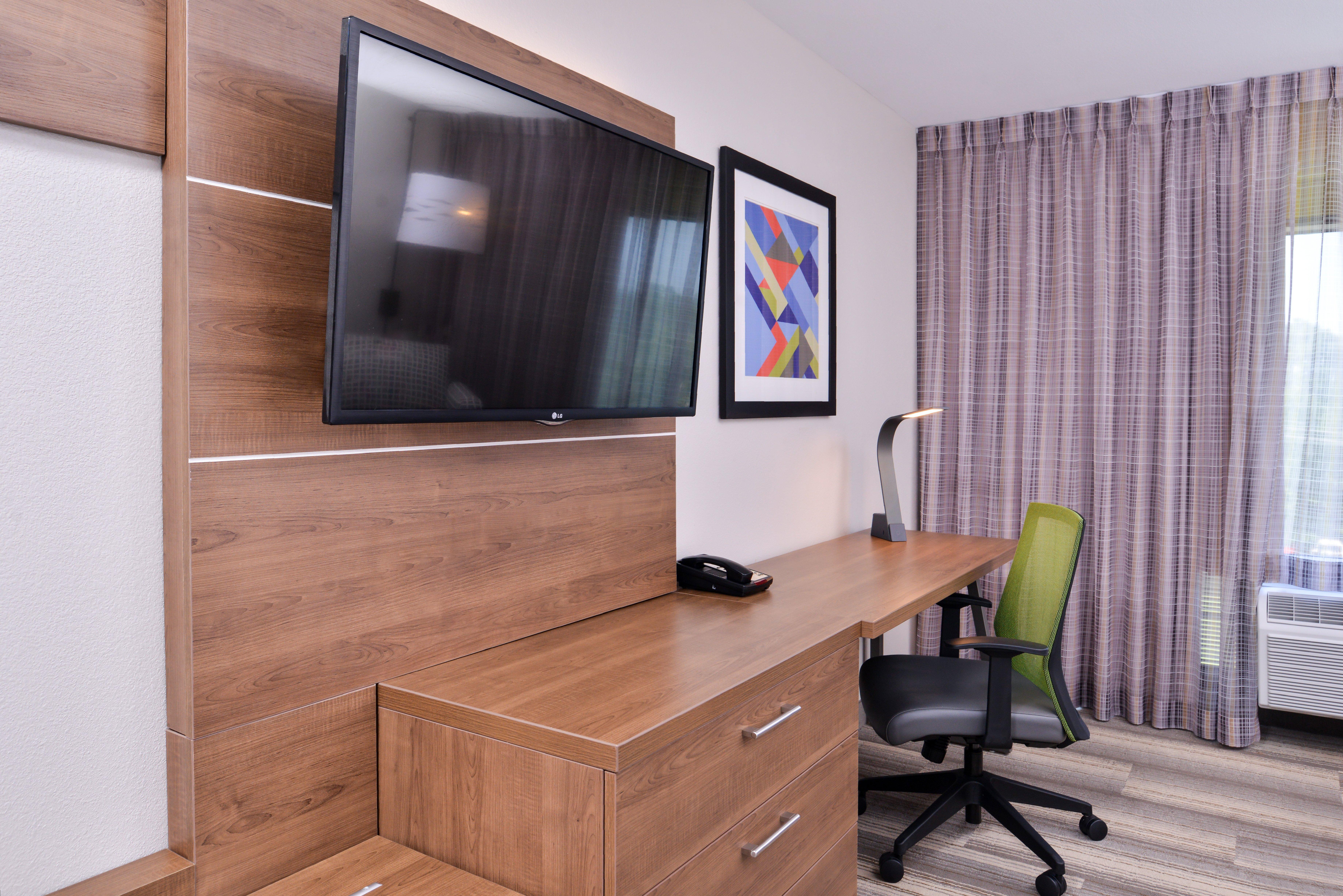 Holiday Inn Express Hotel & Suites Elgin By Ihg Exterior photo
